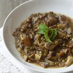 Zuppa di fave, carciofi e piselli (Frittedda Palermitana o Vignarola)